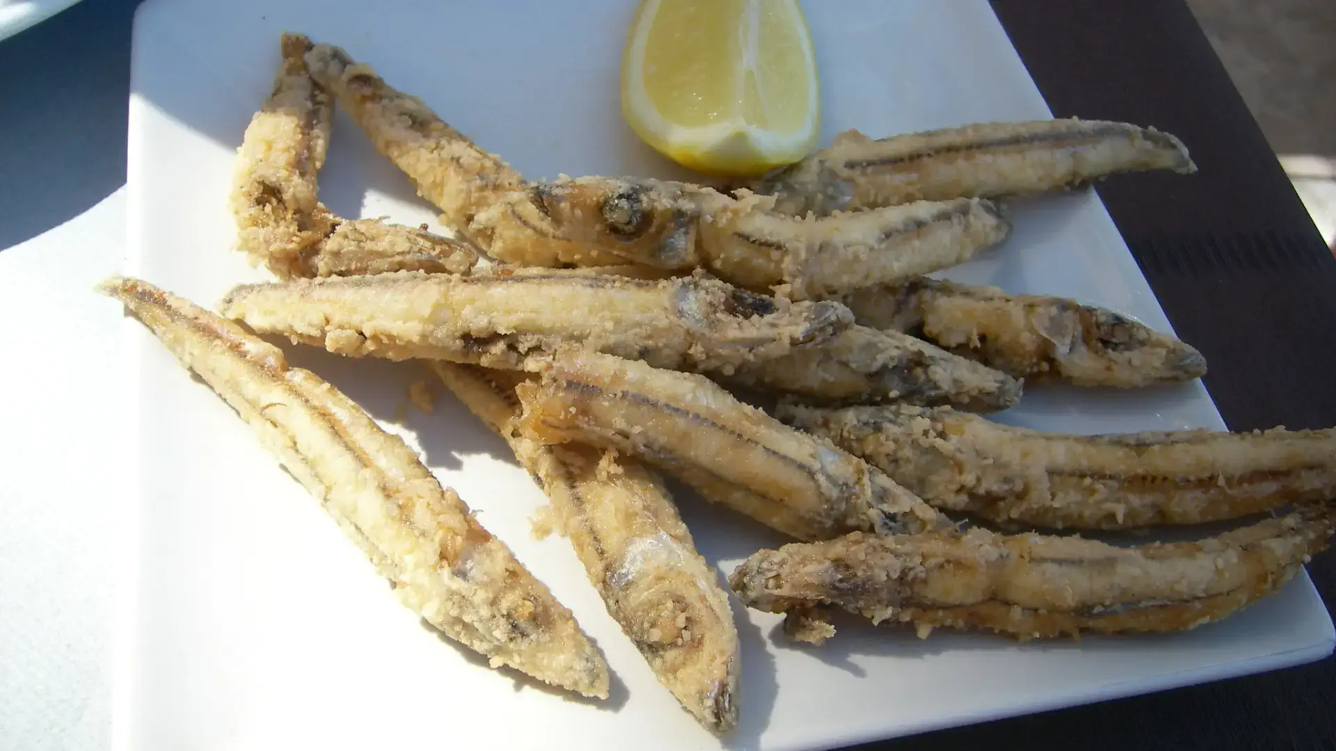 pescaito frito de sevilla